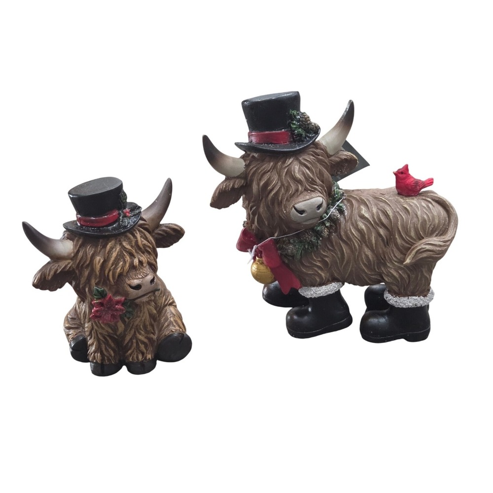 Highland Cow Christmas Decor Figurines Set Top Hats & Booties‎ Holiday Statues